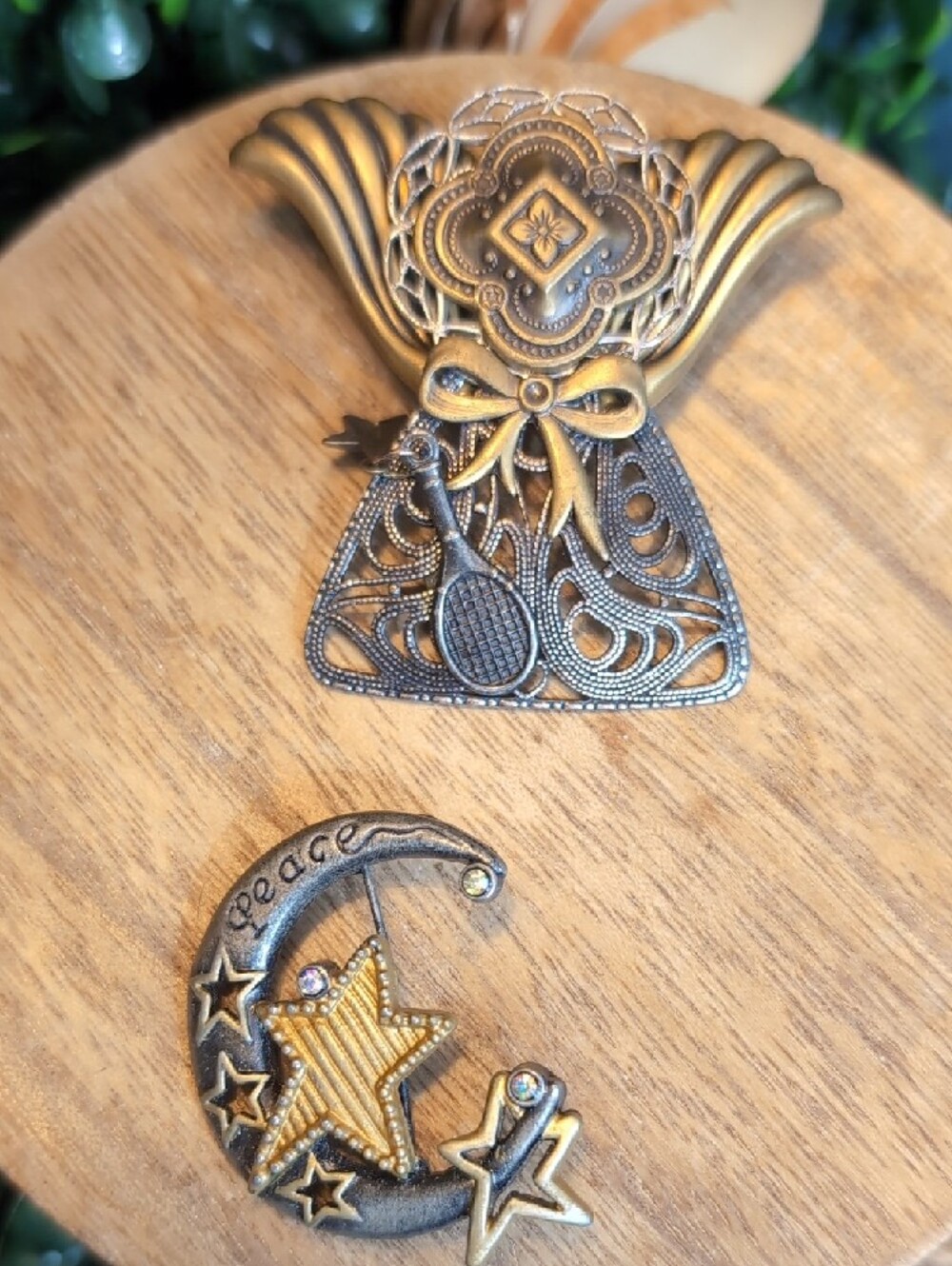 DD Moon & Star and Filigree Brooch Set - Picture 11 of 11